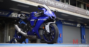 รีวิว 2020 Yamaha YZF-R1