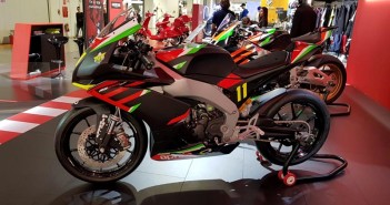 2020-aprilia-rs250gp-eicma2019-02