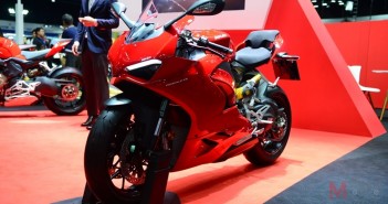 2020-ducati-panigale-v2-time2019-01