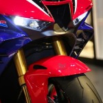 2020-honda-cbr1000rr-r-event-eicma2019-01