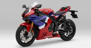 ข้ามฟ้าแล้วม้าหาย ? 2020 Honda CBR1000RR-R สเปคอเมริกา ม้าถูกตอนจาก EU ไป 26 ตัว 2020-honda-cbr1000rr-r-official-02