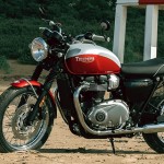 2020-triumph-bonneville-t100-t120-bud-ekins-edt-10