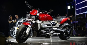 Triumph ส่งโปรฯ ลด 50% อุปกรณ์ตกแต่งทุกรายการ! Triumph-Rocket-3_1