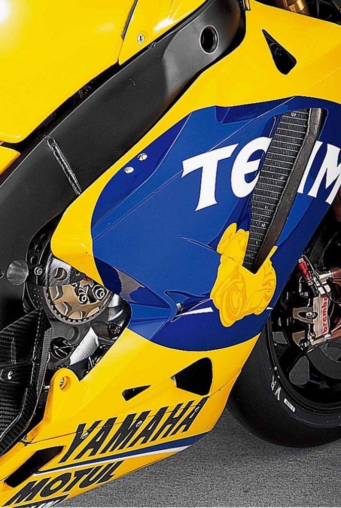 2006-yamaha-yzr-m1-rossi-20