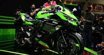 Kawasaki_ZX-25R-bims2020_25