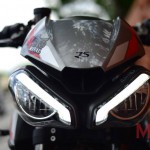 Review-2020-Triumph-Street-Triple-RS_Headlamp