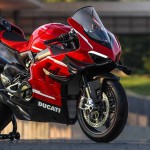 ducati-superleggera-v4-ambience-pic-02