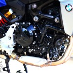 2020-bmw-f900r-review-03