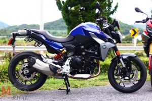 2020-bmw-f900r-review-13