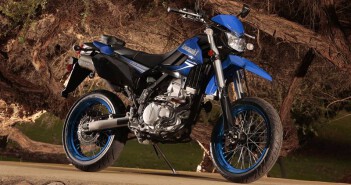 All-New KLX250/D-tracker 250 เตรียมคืนชีพ ทวงลังลังก์ เอ็นดูโร/โมตาร์ด จาก CRF KLX250WAF, KLX250SF, Dual Purpose, Oriental Blue, Model Year 2010