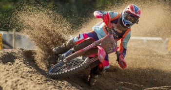 tim-gajser-lead-mxgp2020-r10-01