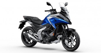 เปิดตัว 2021 Honda NC750X ครอสโอเวอร์-ทัวร์ริ่ง หน้าเฉี่ยว เสริมทัพ 750-Series 2021 Honda NC750X