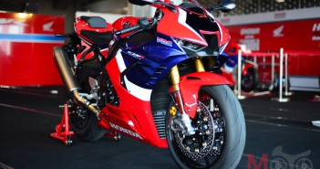 เปิดรับจองแล้ว! All New CBR1000RR-R FIREBLADE และ New CBR600RR เป็นครั้งแรก ในงานมอเตอร์ เอ็กซ์โป 2020 Review-Honda-CBR1000RR-R-SP-CIC (5)
