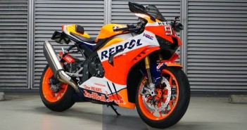 พาชม Honda CBR1000RR-R SP Marc Marquez Repsol Edition Honda CBR1000RR-R SP Marc Marquez Repsol Edition