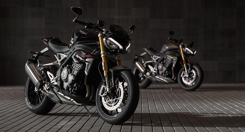 2021-triumph-speed-triple-1200-rs-official-001