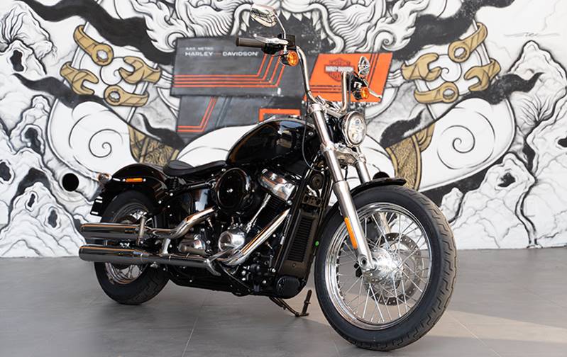 Spot 3 new 2021 Harley-Davidson Softail models recently released in Thailand.