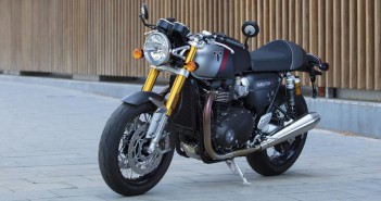 triumph-thruxton-rs-2020-001