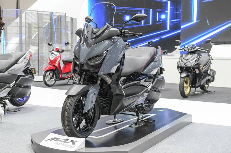 2021-Yamaha-Xmax300 (1)