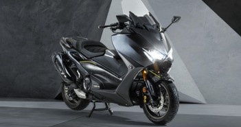 Yamaha TMAX 20th Anniversary สกู๊ตเตอร์ตัวเเรง ของเเต่งระดับ Supercar Yamaha TMAX 20th Anniversary