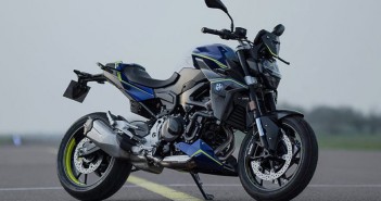 BMW F900R Force