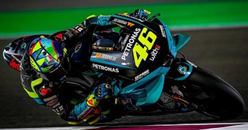 Valentino Rossi ปล่อยมุข “ผมยอมจัดเลี้ยงปาร์ตี้เลย ถ้าพวกเค้าสละโพเดี้ยมให้” VR46 Racing Team