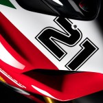 2022-Ducati-Panigale-V2-Bayliss-012
