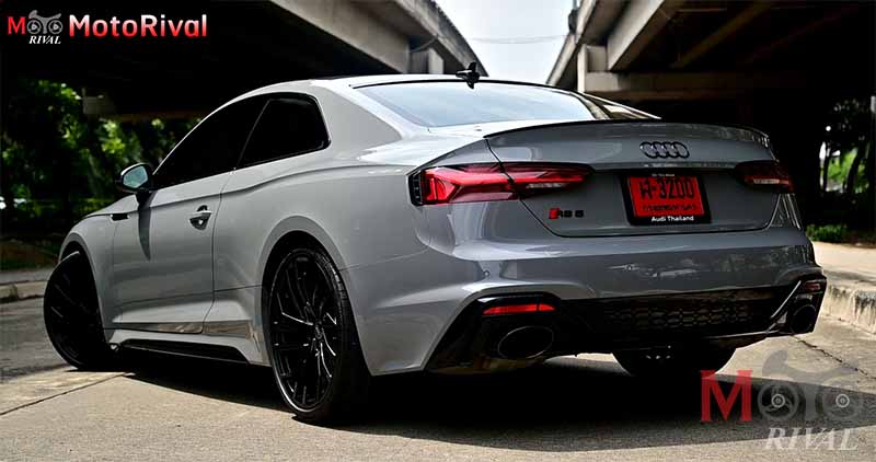 Audi-RS5-Side-Back