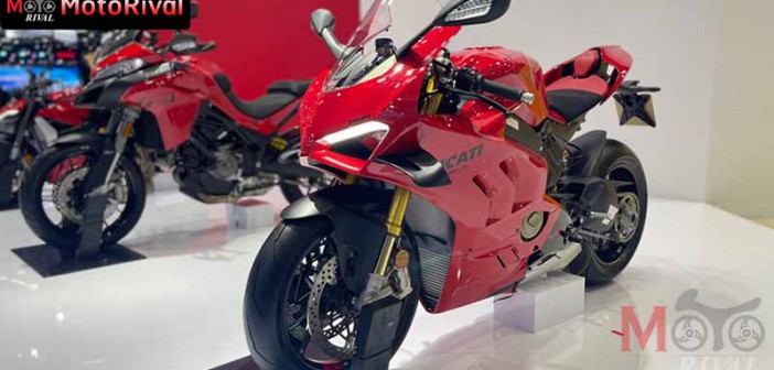 2022 Ducati Panigale V4 S