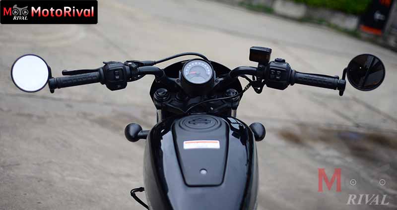 Harley-Davidson-Nightster-975-Hand-Position
