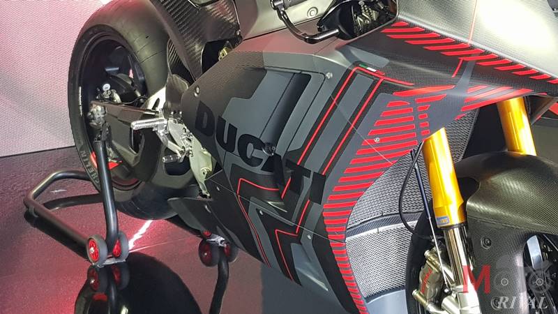 Preview-Ducati-V21L (4)