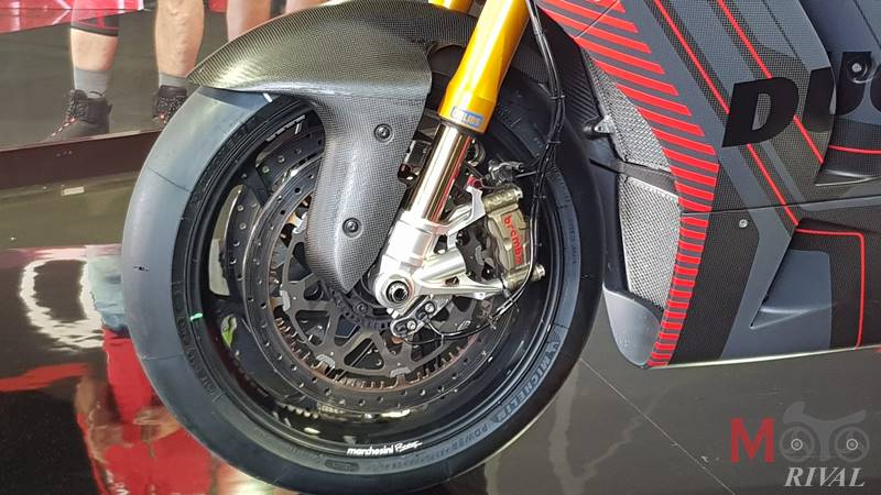 Preview-Ducati-V21L (6)