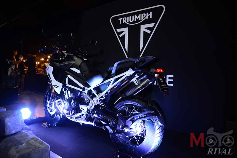 2022-Triumph-Tiger1200-Rally-Pro-3