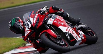 “จิมมี่” บิด CBR600RR คว้าแต้มญี่ปุ่น Jimmy-CBR600RR-ST600